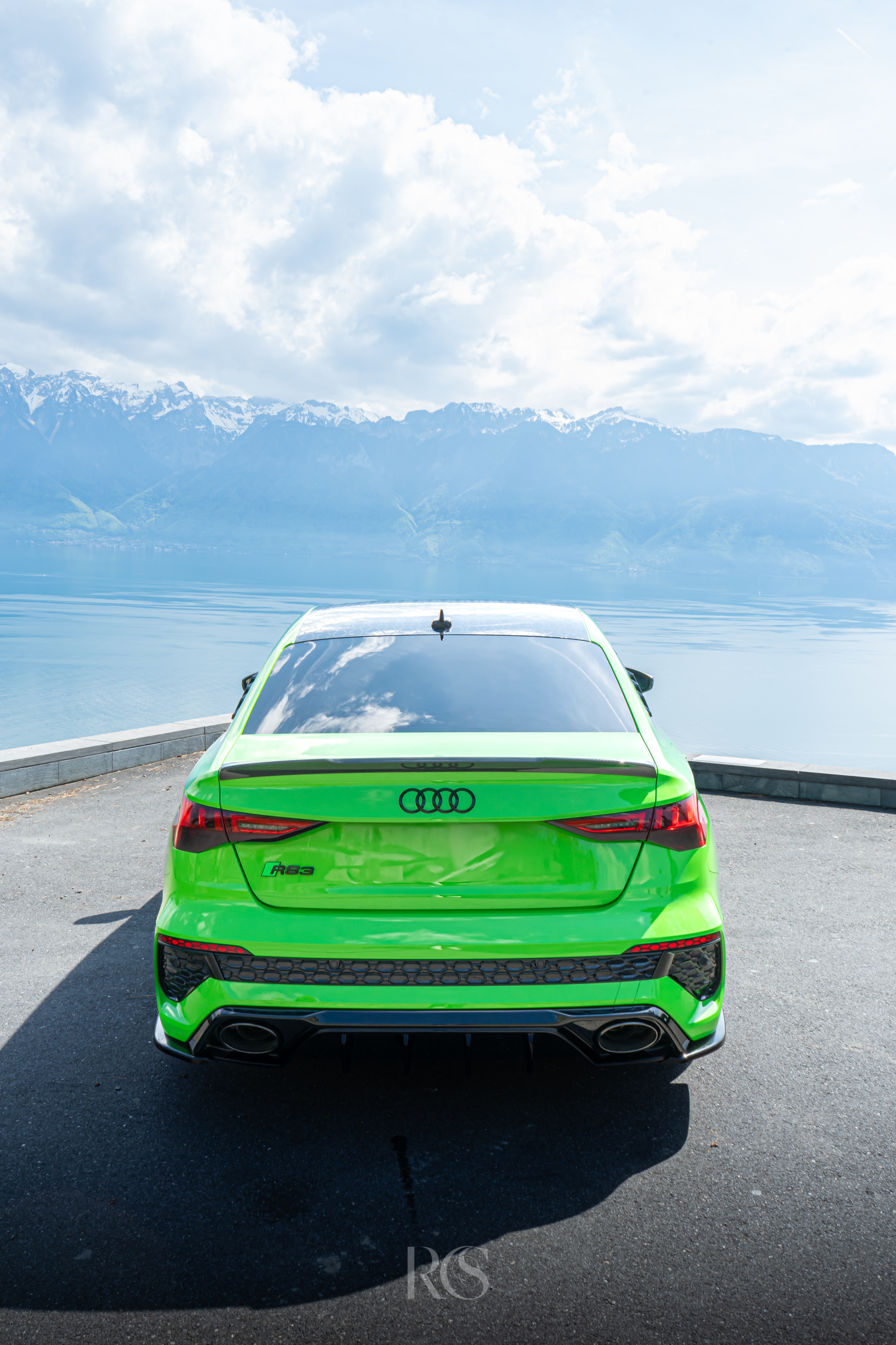 Audi RS3 sur route