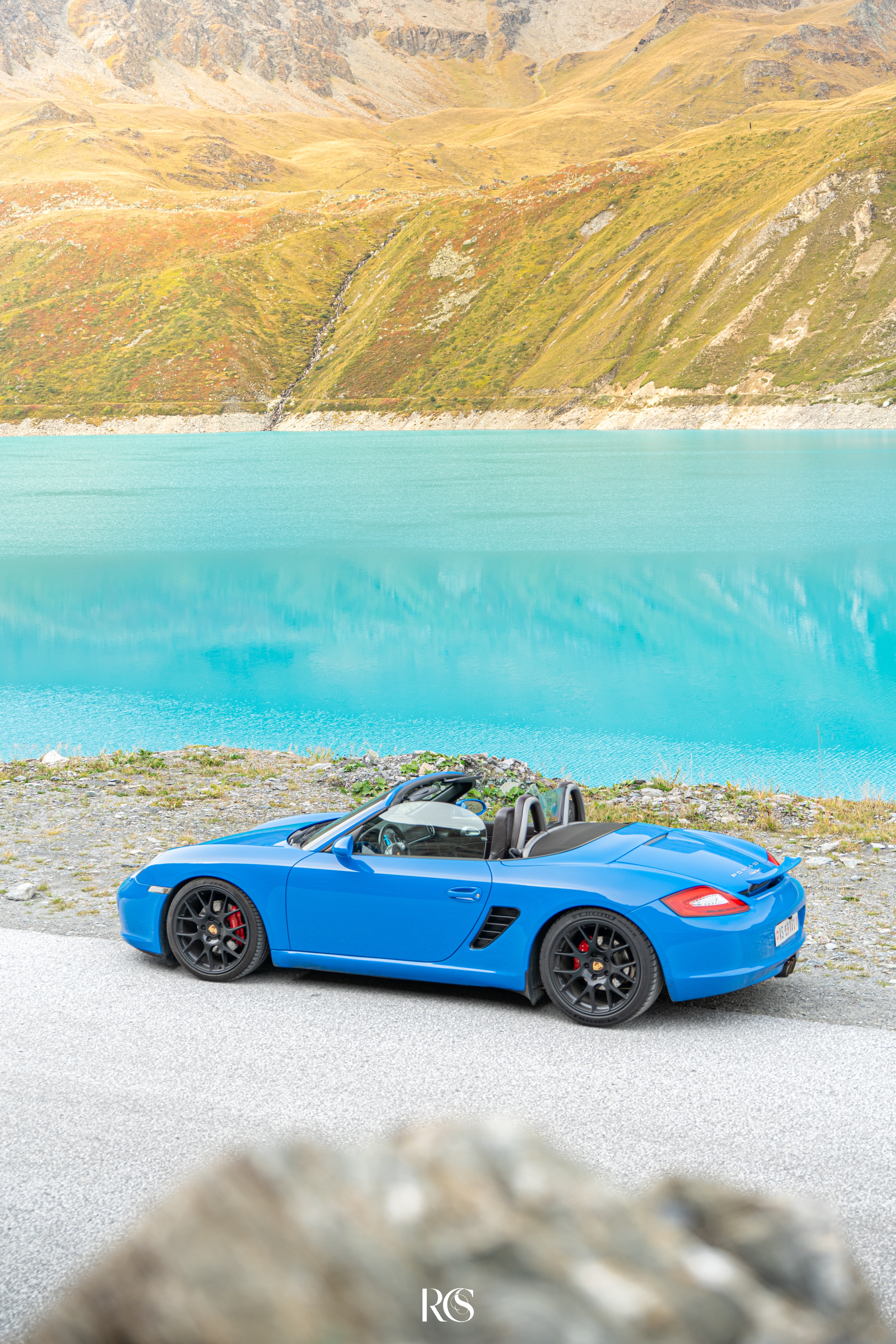 Porsche en séance photo en montagne, Suisse