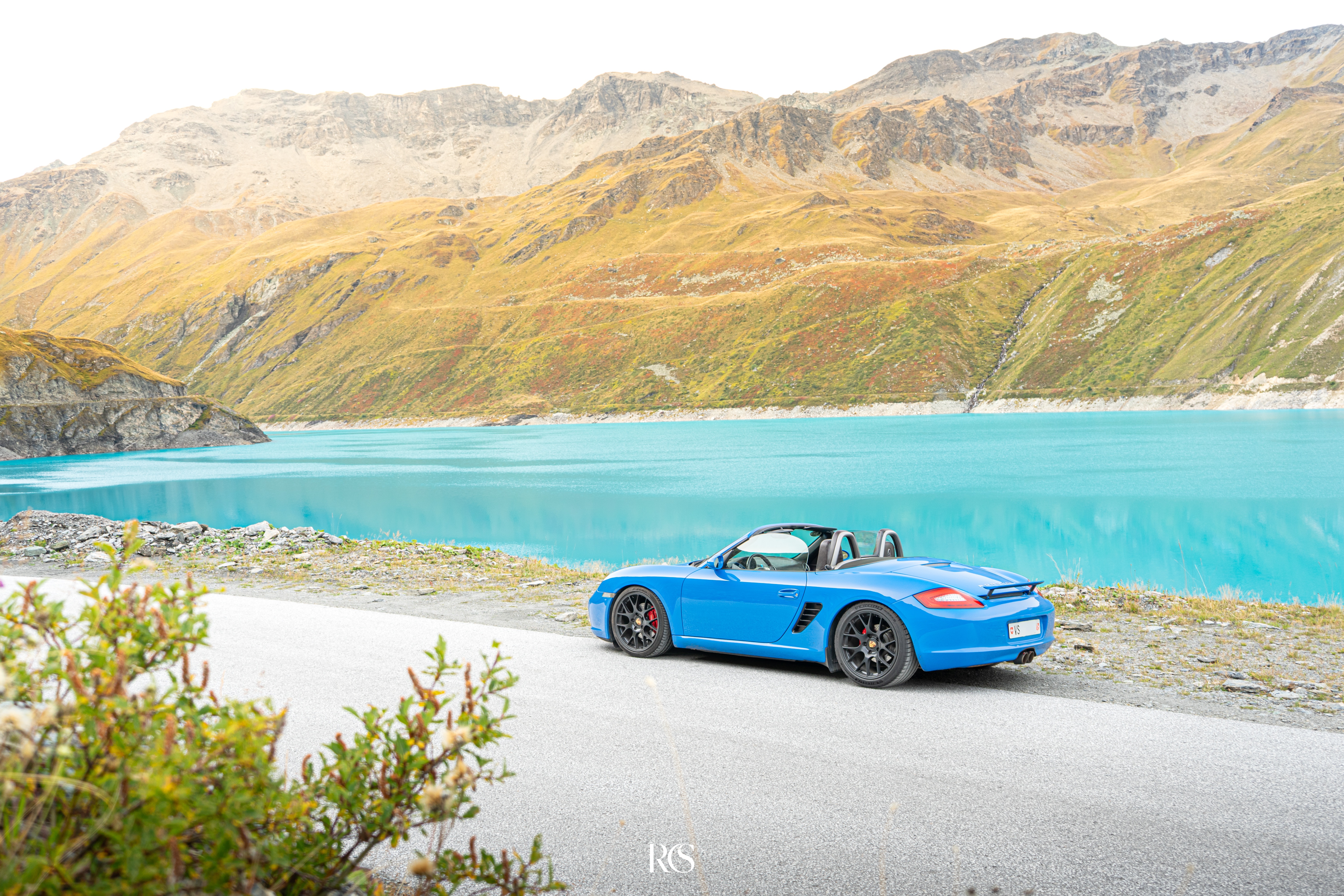 Porsche en séance photo en montagne, Suisse
