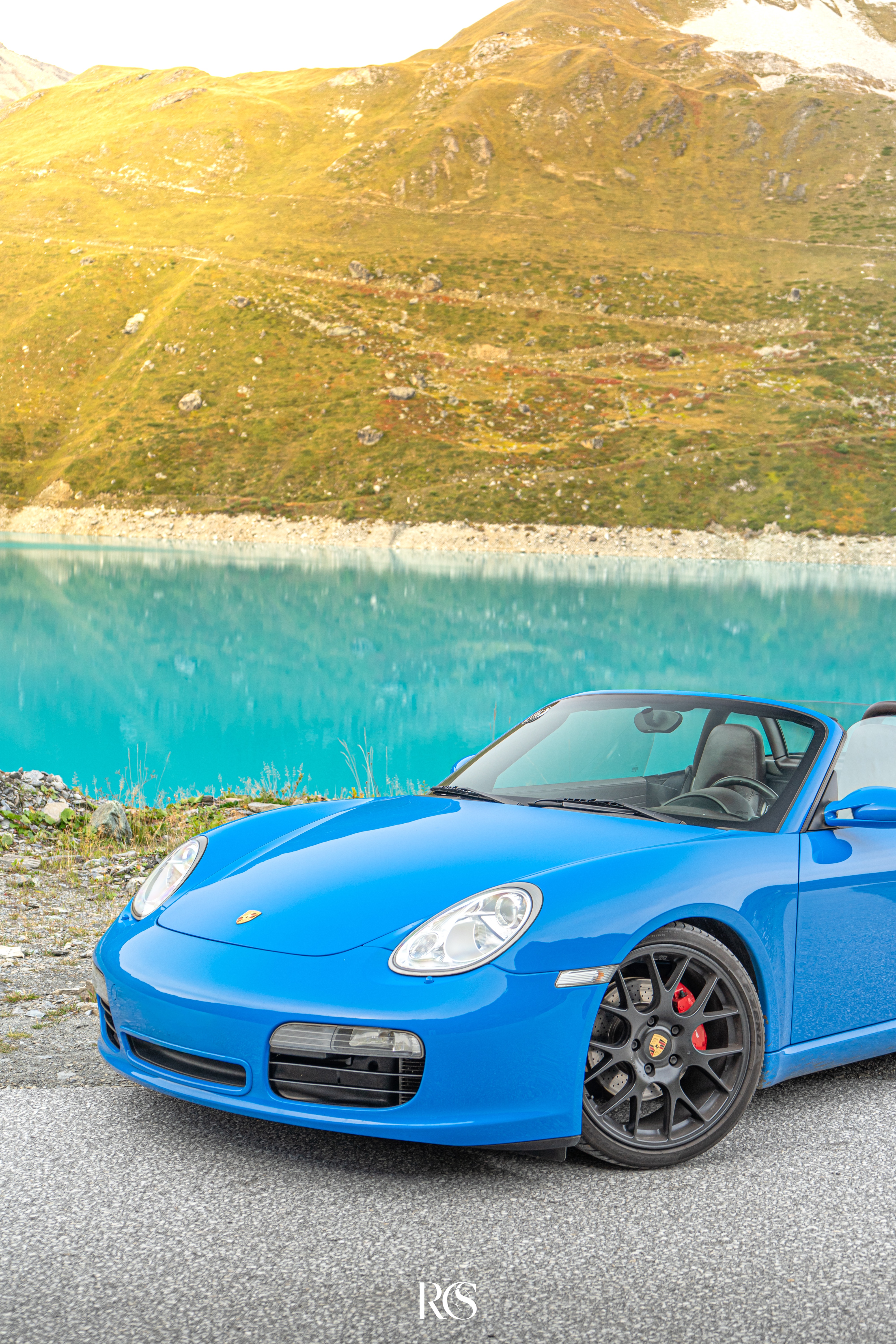 Porsche en séance photo en montagne, Suisse